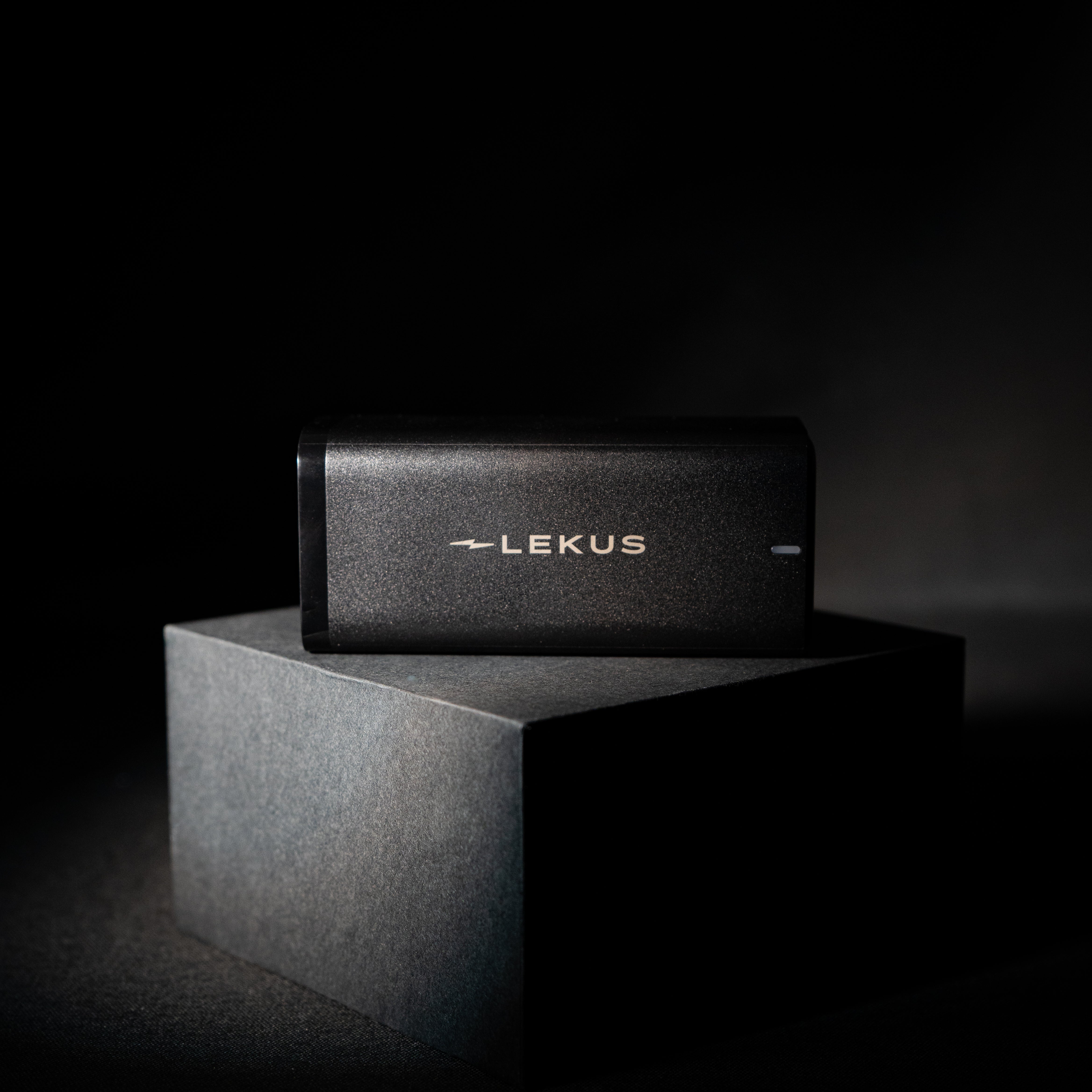 Cargador Multipuertos(2USB-C + 2USB-A) 100W